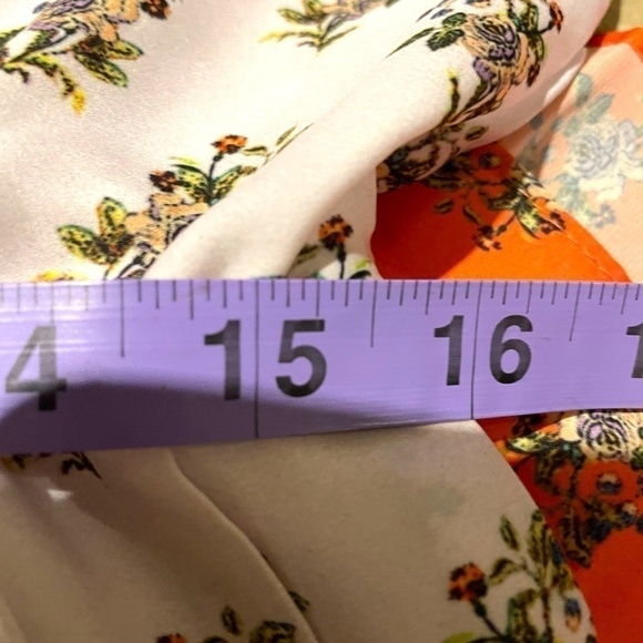 Floral Dress With Pleating 🤍 - Picture 12 of 14